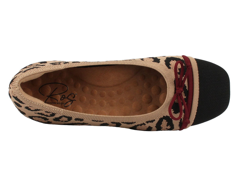 Noelle | Ros Hommerson