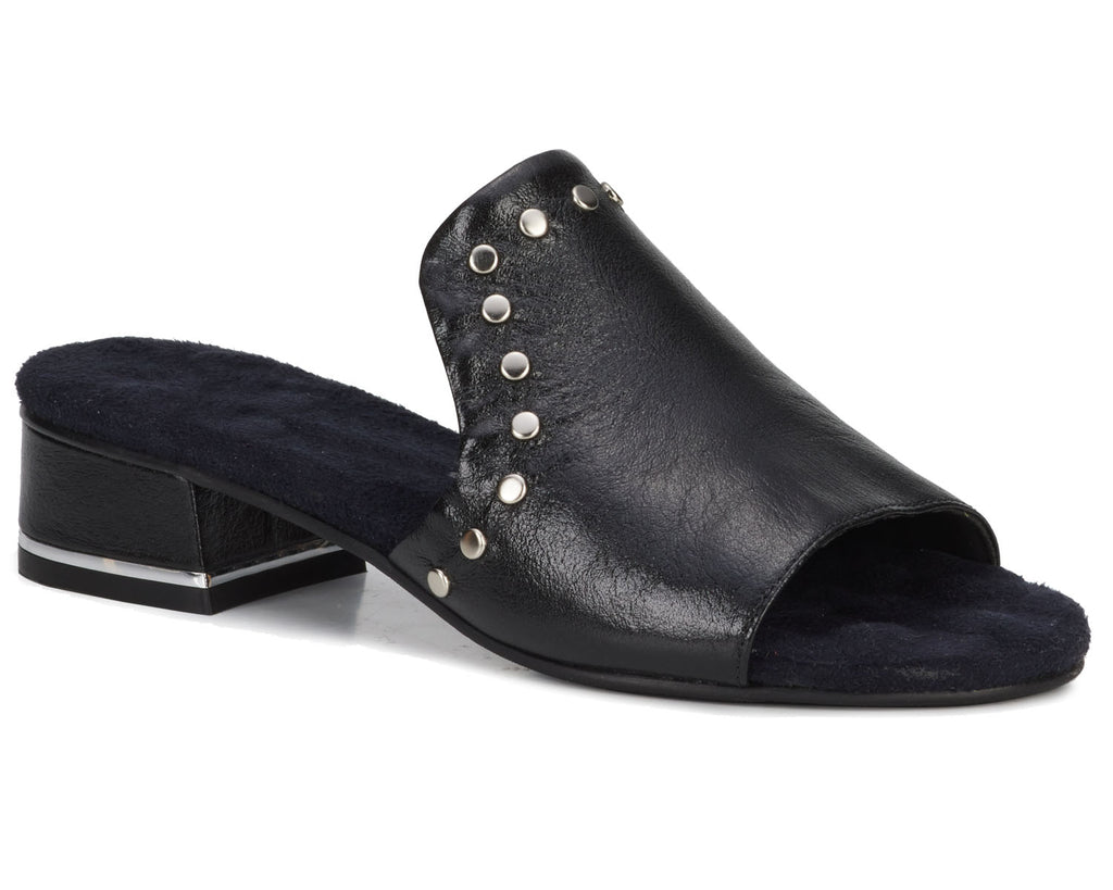 Ros Hommerson | BIZZY Sandal