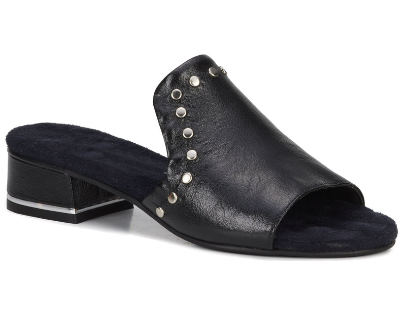 Ros Hommerson | BIZZY Sandal