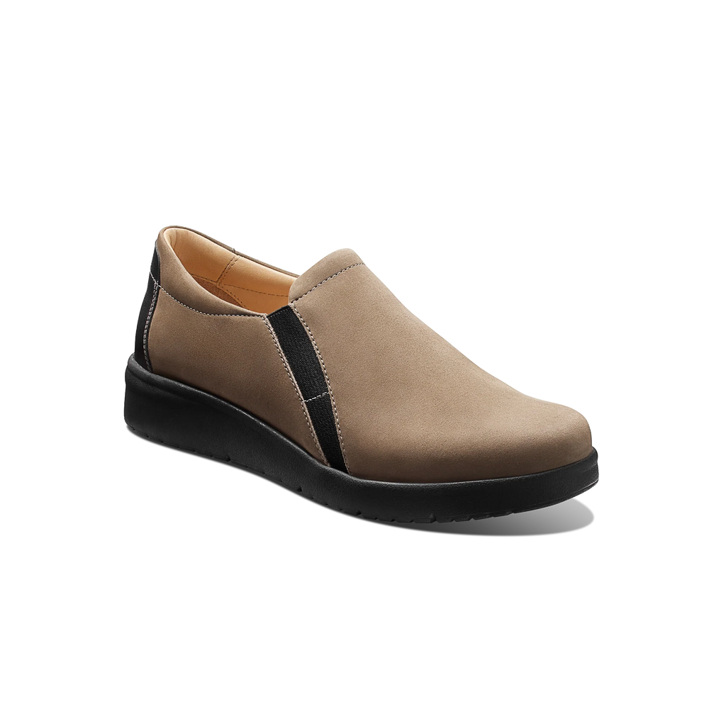 Women's Featherlight Marin Slip-On-Taupe Nubuck| Samuel Hubbard