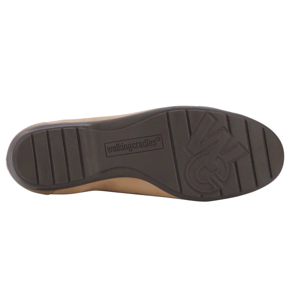 Freya Casual Flat: Light Taupe Nubuck/Light Taupe Patent Lizard Print I Walking Cradle