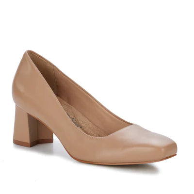 Meredith Pump: Nude Leather I Walking Cradle