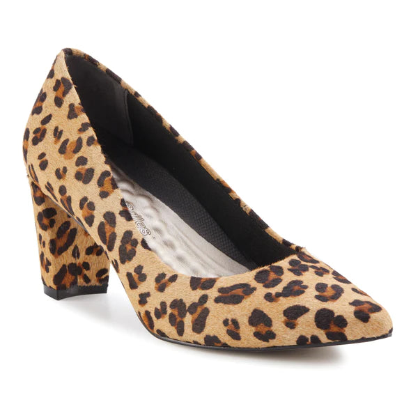 Samantha Pump: Baby Leopard Calf Hair I Walking Cradle