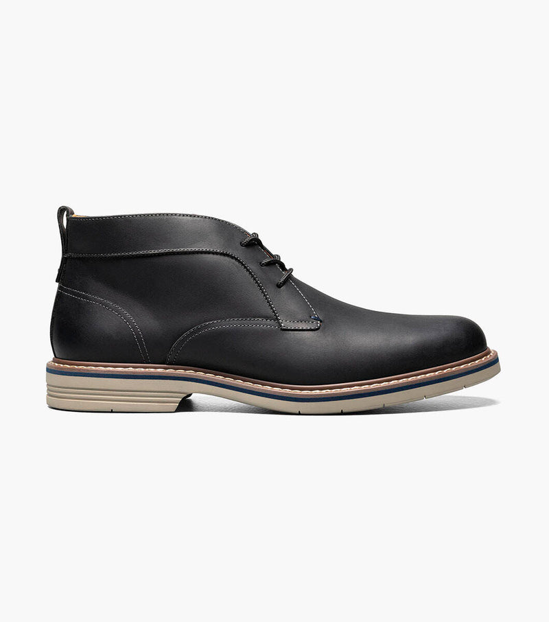 Norwalk Plain Toe Chukka Boot-Black CH | Florsheim