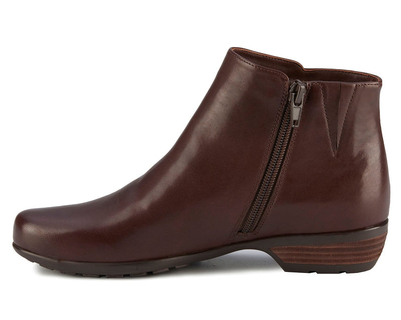 EZRA-Brown Leather  | Ros Hommerson