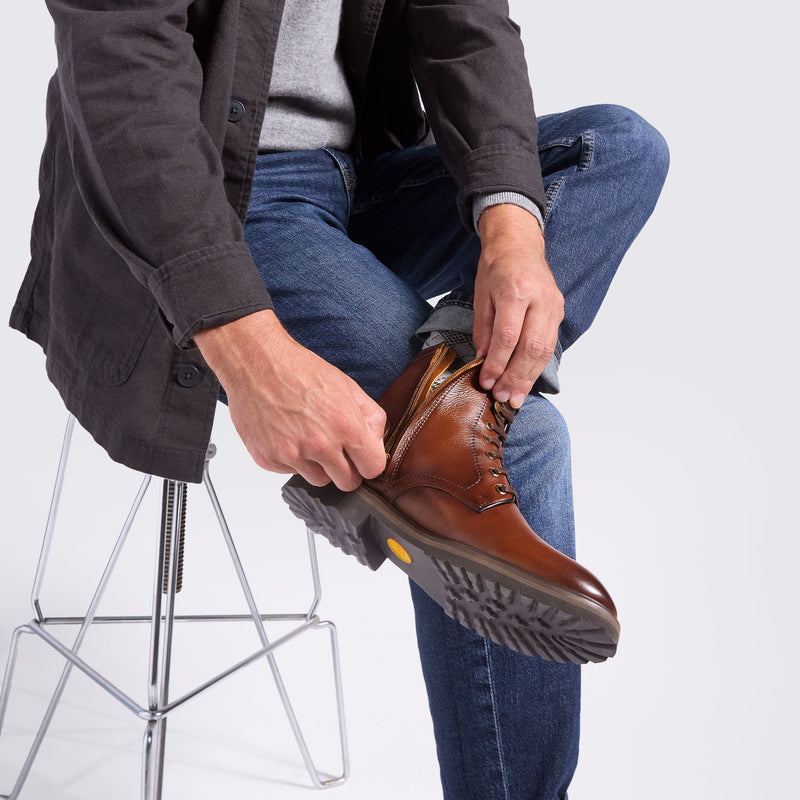 Men's Featherlight Lace-Up Boot-Cognac Leather | Samuel Hubbard