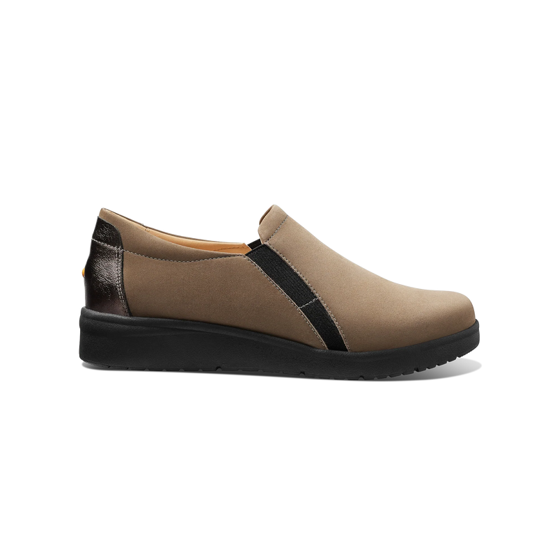 Women's Featherlight Marin Slip-On-Taupe Nubuck| Samuel Hubbard