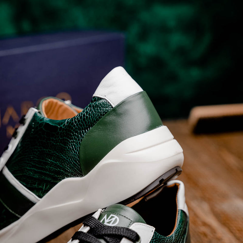 Lyon Green / White