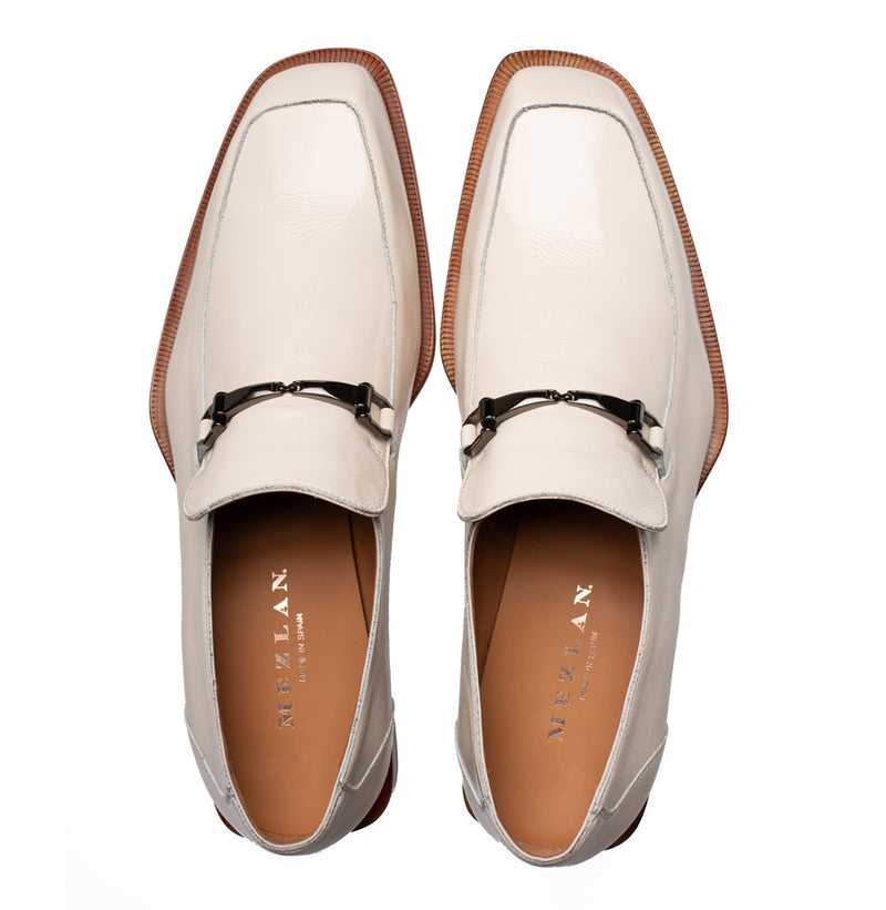 ACCOLA TEXTURED SLIP ON | Mezlan