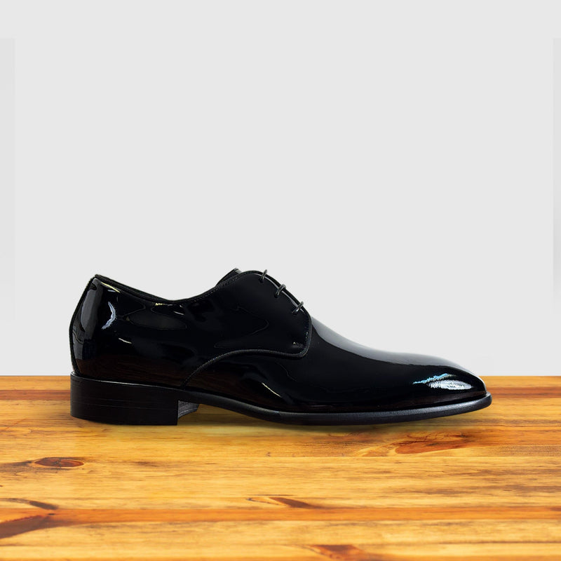 Calzoleria Toscana Orfeo Patent Leather Lace-Up | Toscana