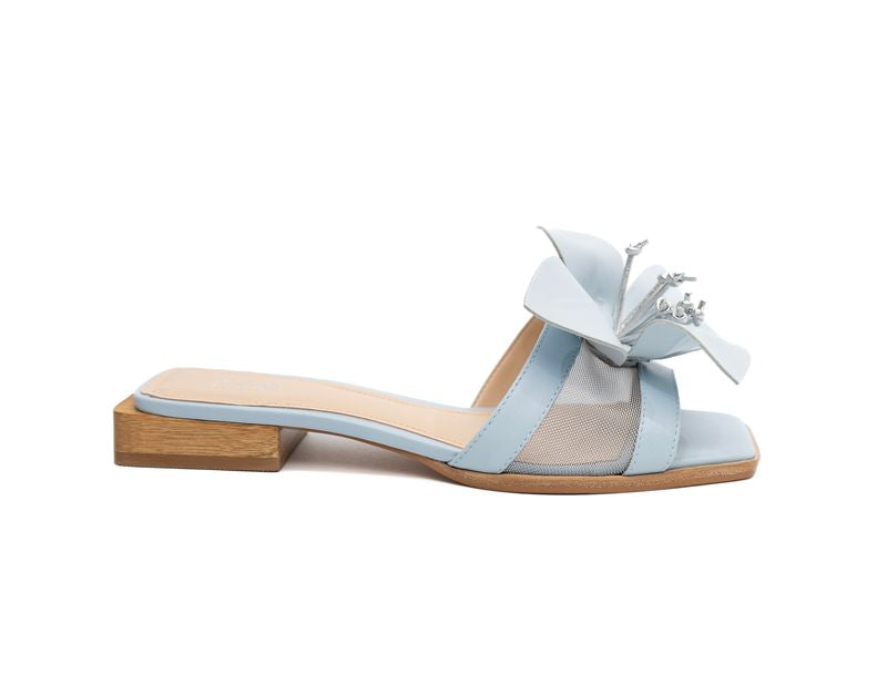 BLOSSOM | Ashley Kahen