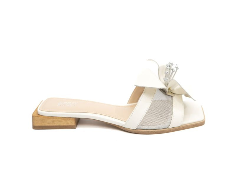 BLOSSOM | Ashley Kahen