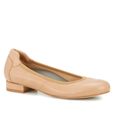 Nelly Flat: New Nude Leather I Walking Cradles